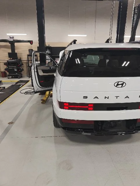 Used 2025 White Hyundai Calligraphy image 9