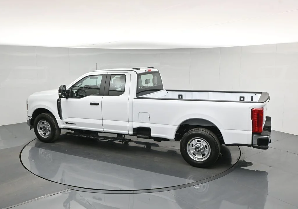New 2026 White Ford XL image 40