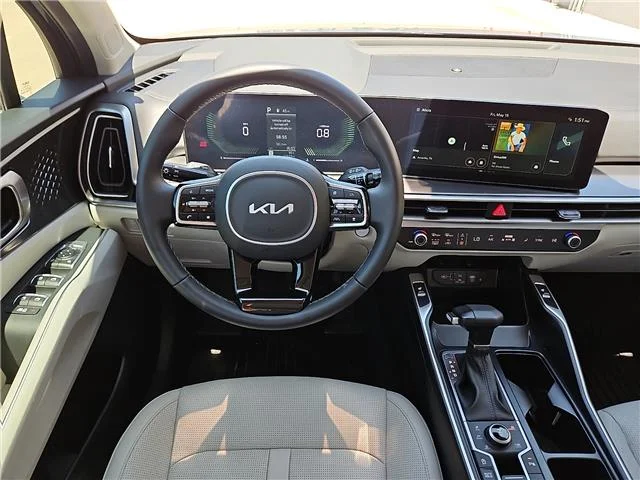 Used 2025 Midnight Lake B KIA S All-Wheel Drive image 8
