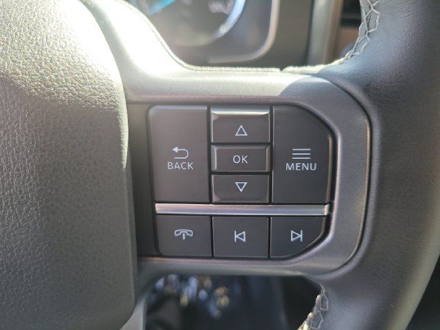 Certified Used 2023 Avalanche Ford XLT image 5