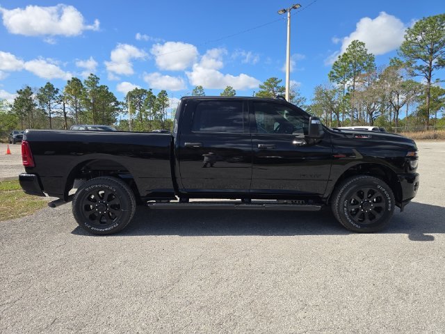 New 2026 Diamond Black Crystal Pearl-Coat Exterior Paint RAM Big Horn image 3