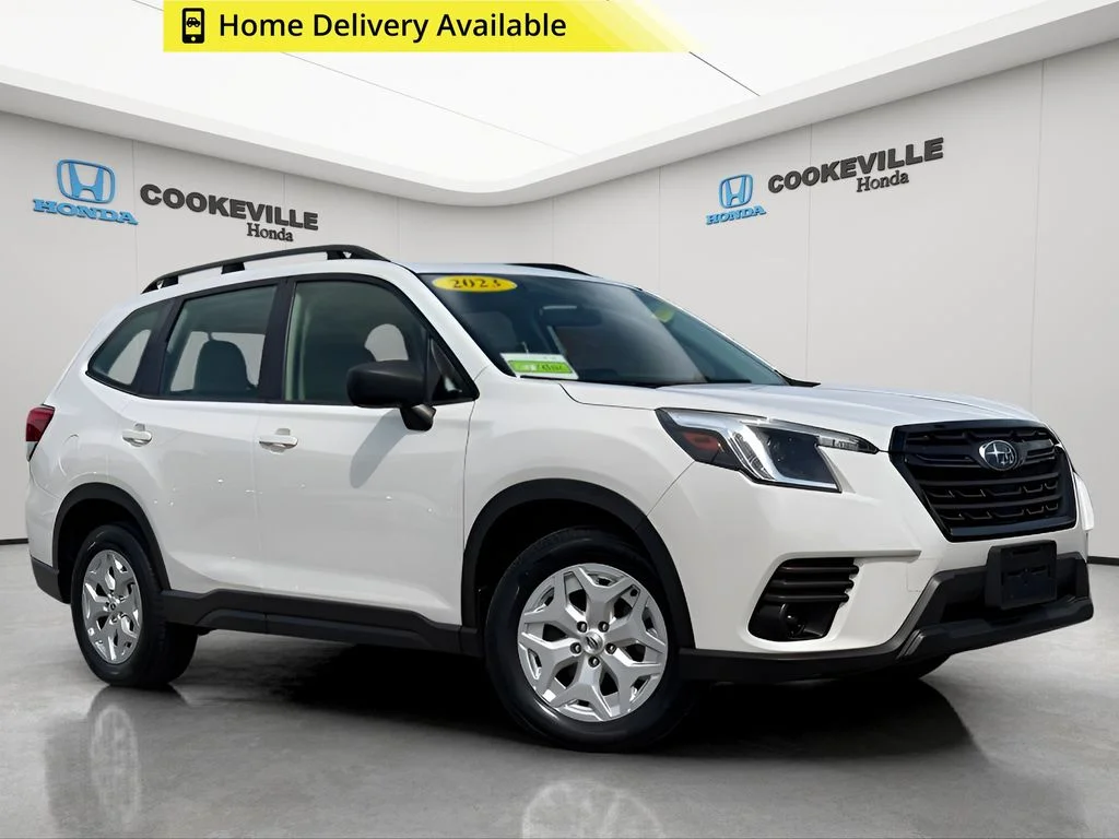 Used 2023 Crystal White Pearl Subaru Base image 1