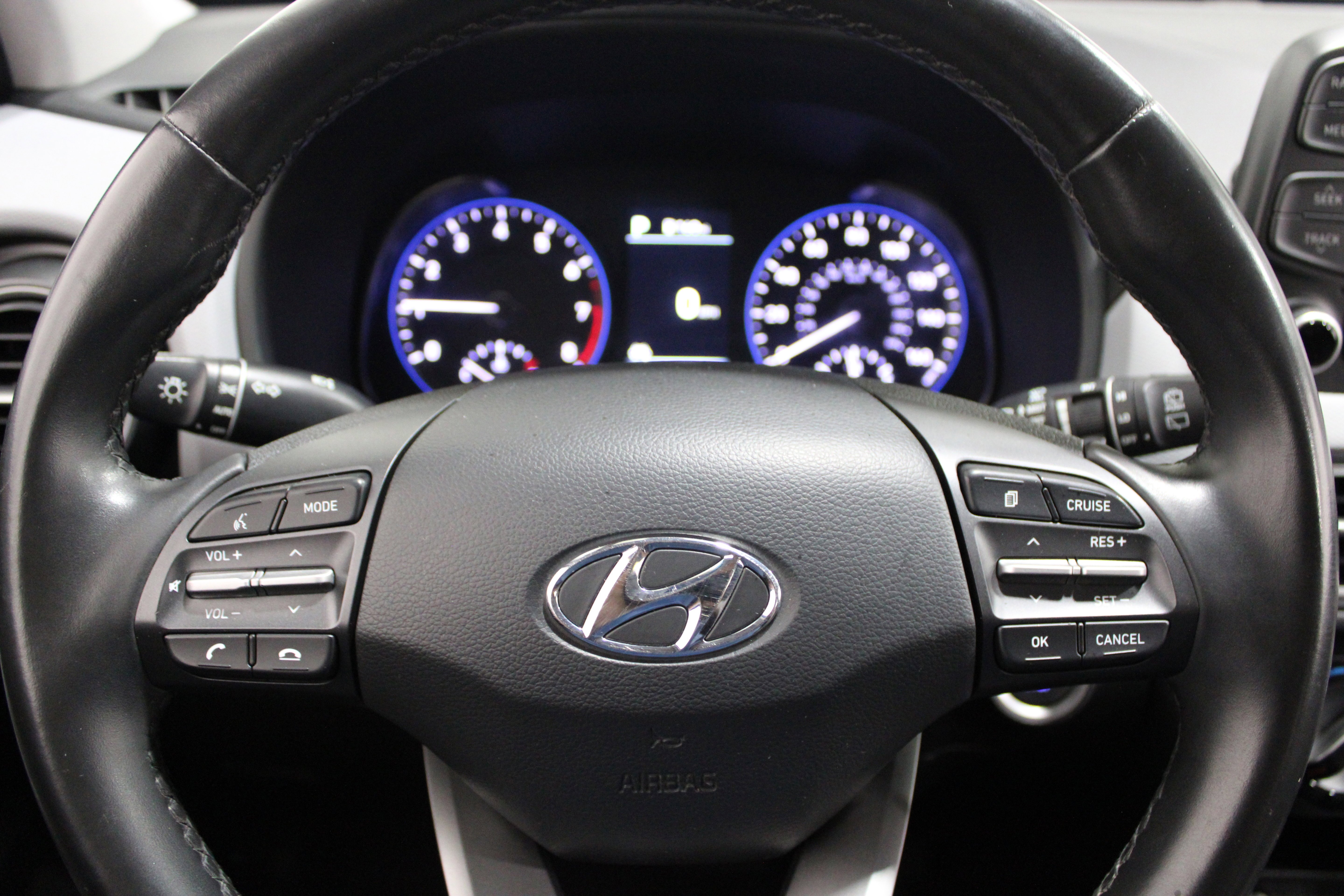 Used 2021 Ultra Black Hyundai SEL image 7