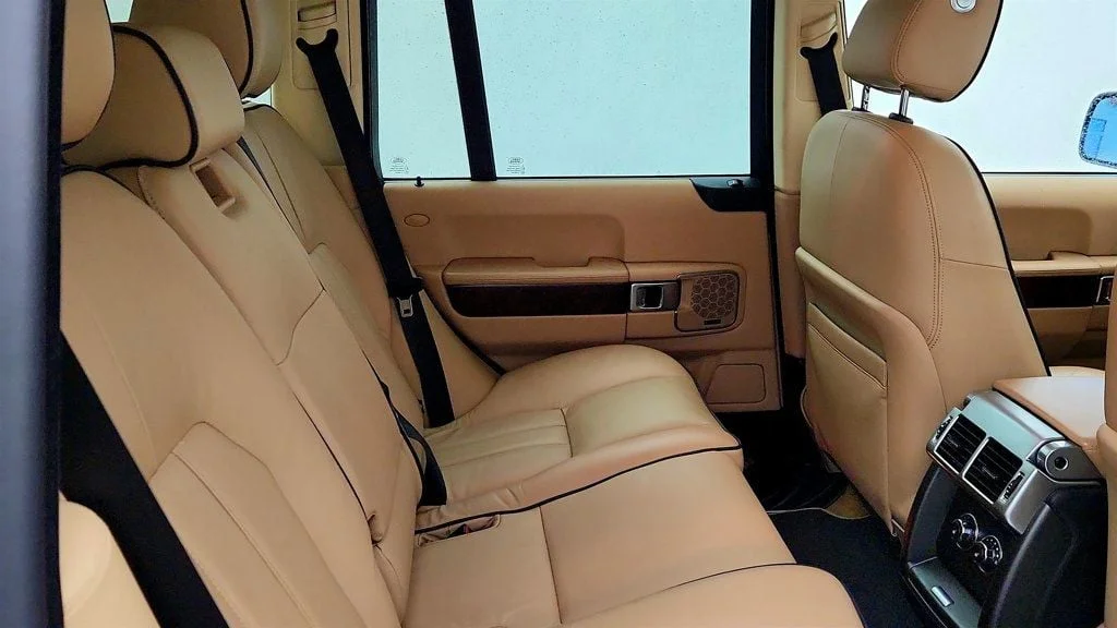 Used 2012 Fuji White Land Rover 4WD 4dr HSE image 24
