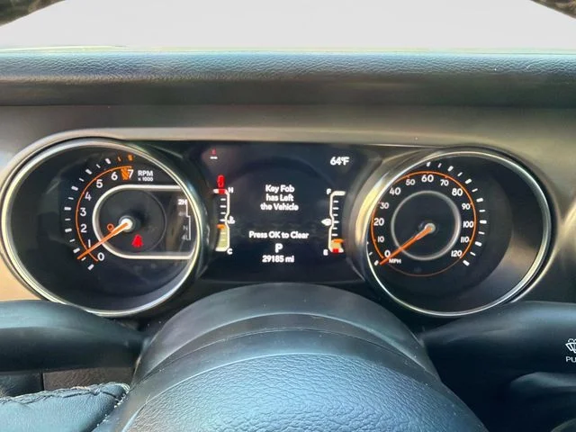 Used 2022 Black Jeep Sport image 28