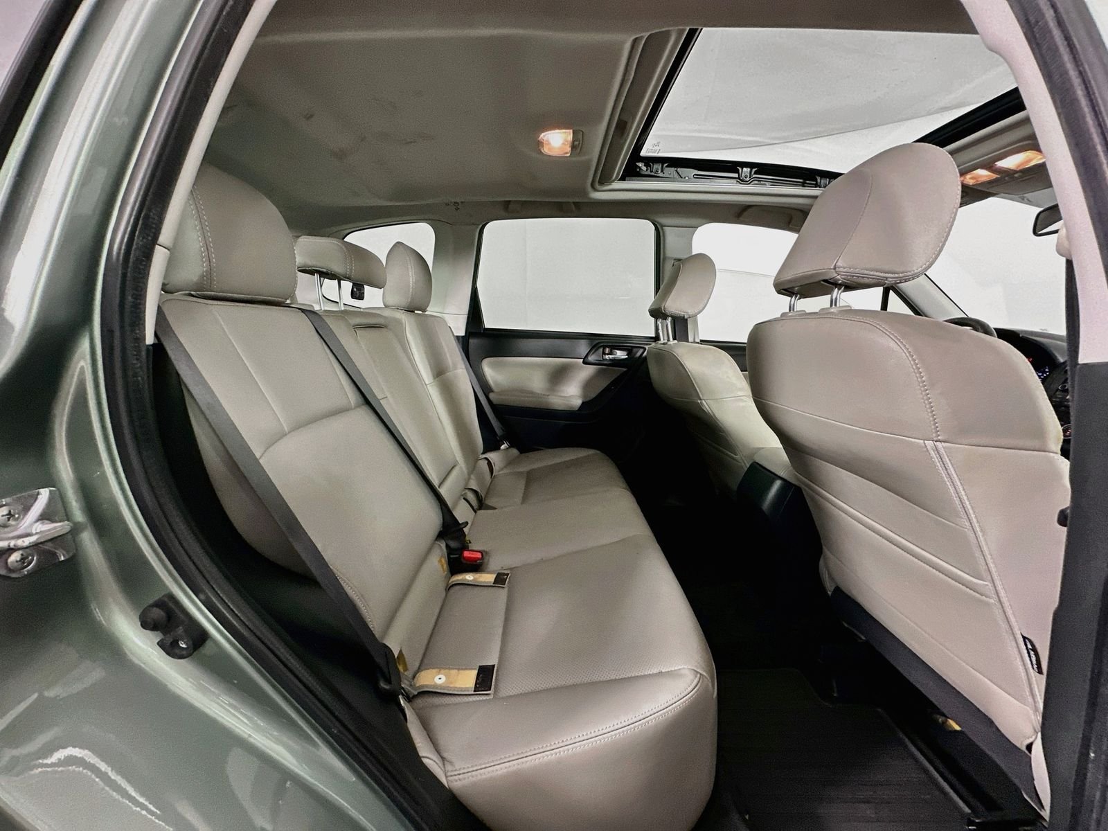 Used 2015 Jasmine Green Metallic Subaru 2.5i Touring image 27