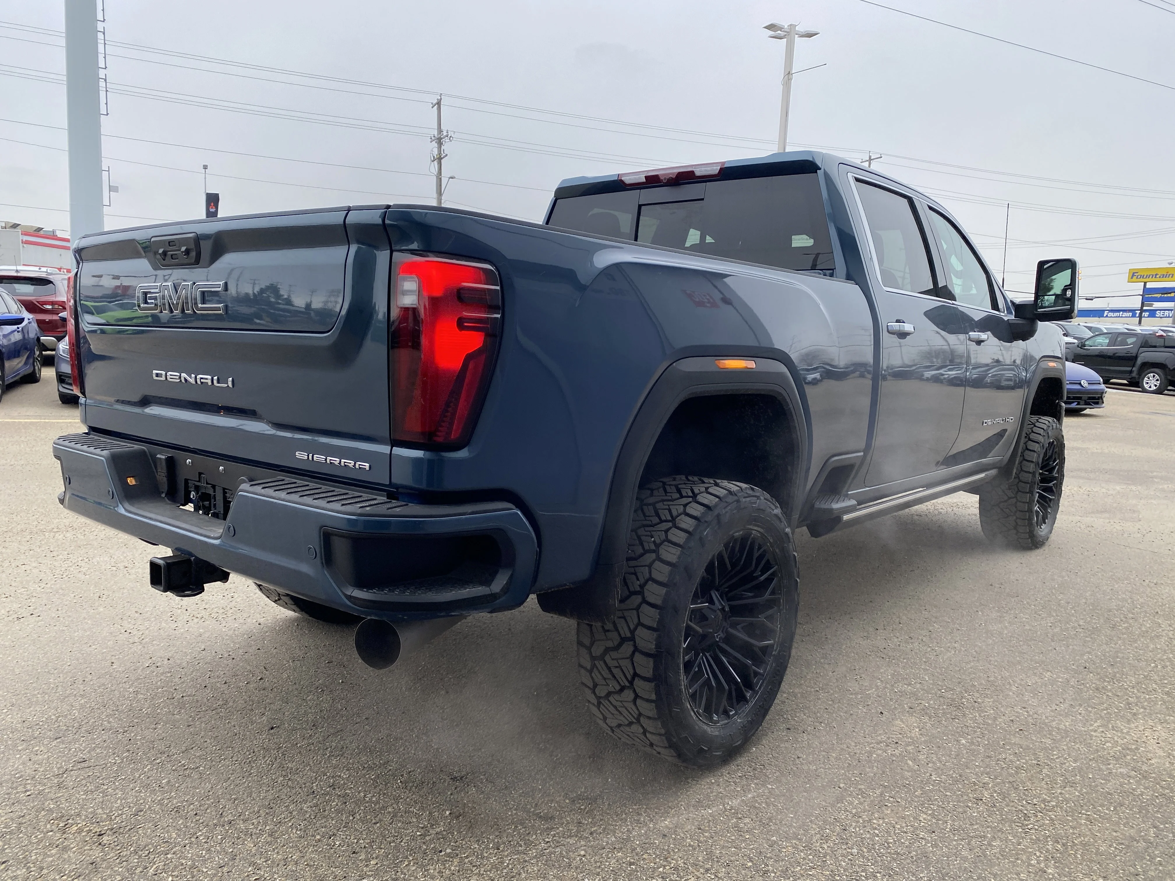 New 2026 DOWNPOUR METALLIC GMC Denali Ultimate image 7