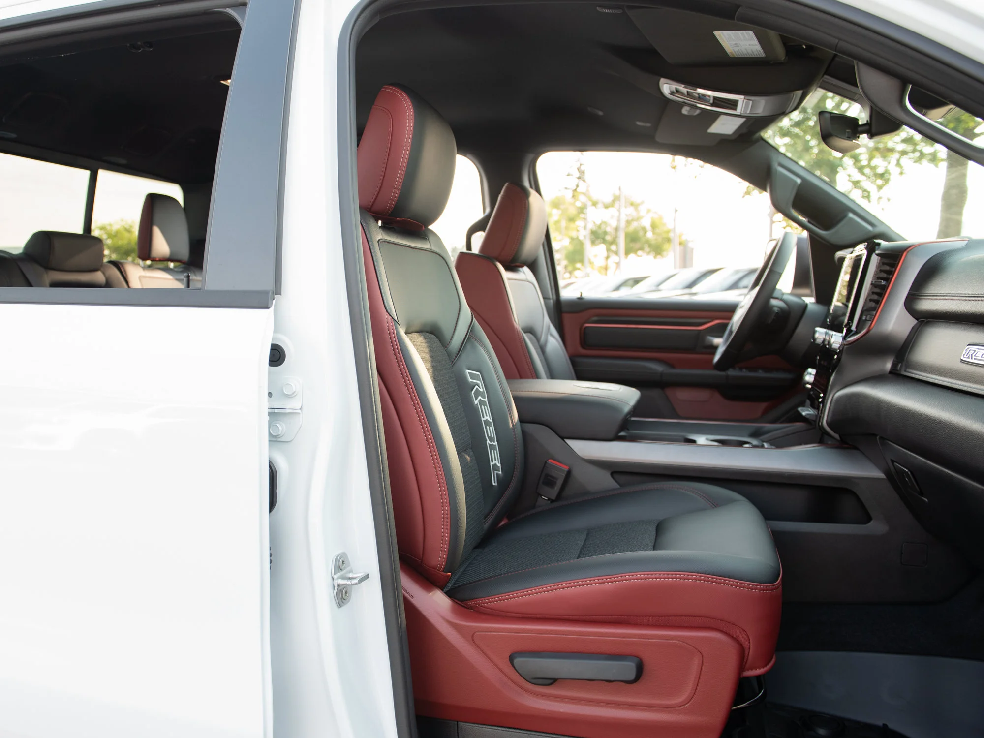 New 2026 White RAM Rebel* Crew Cab 4x4, 33 Inch A/T Tires, Heated Seats, Nav, Alpine Audio image 29