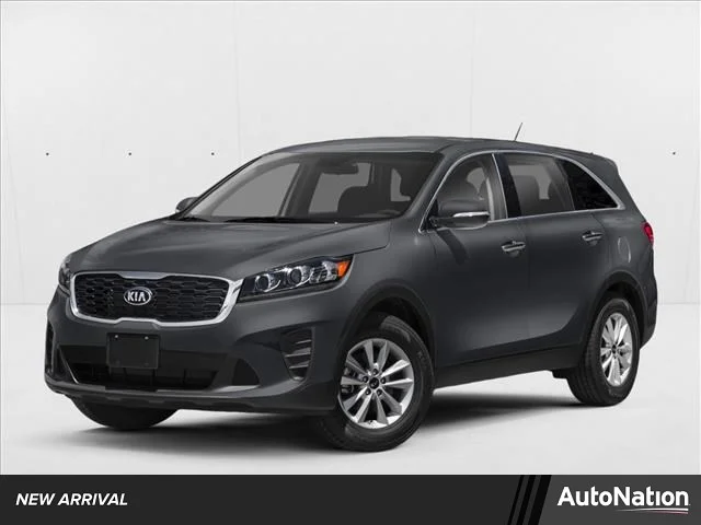 Used 2019  Kia L image 1
