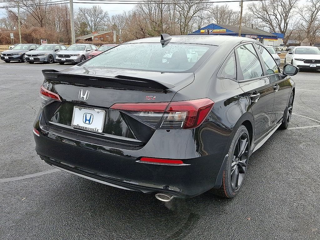New 2026 Crystal Black Pearl Honda FWD image 4