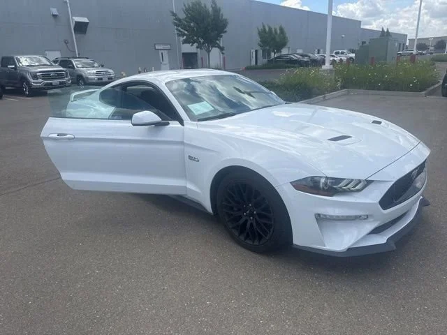 Used 2018 Oxford White Ford GT image 4