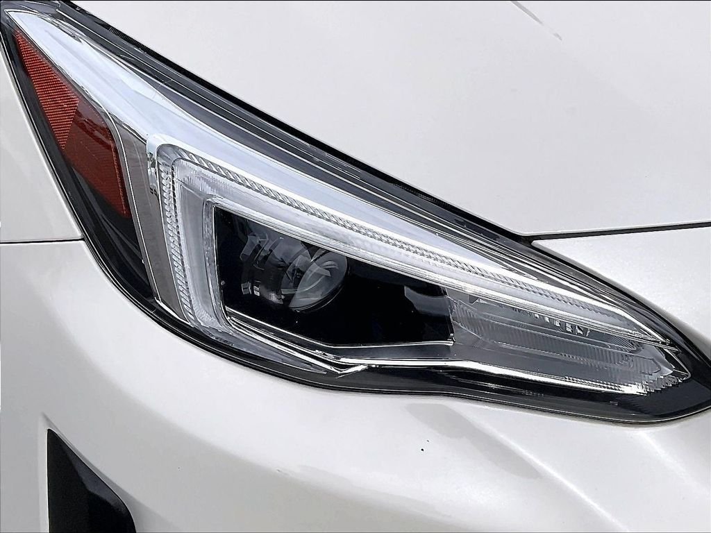 Used 2021 White Subaru Limited image 31