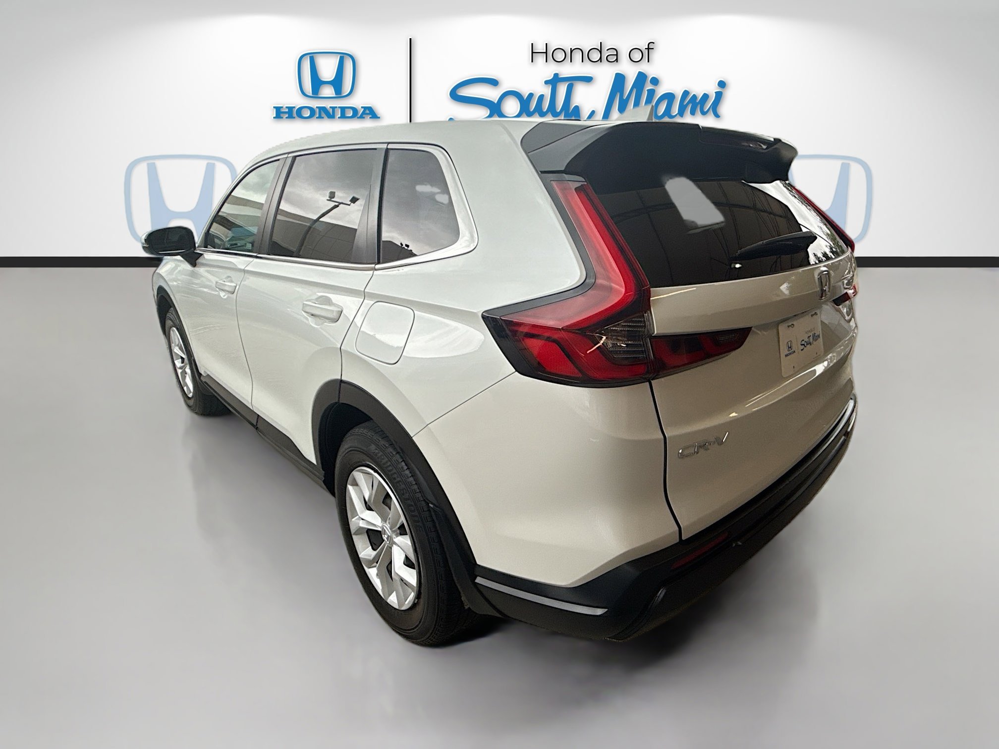 Certified Used 2025 Platinum White Pearl Honda 1.5T AWD LX image 5