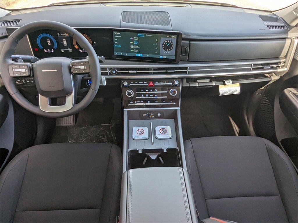 New 2026 Black Hyundai SE FWD image 15