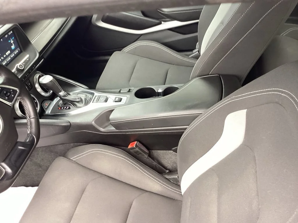 Used 2018 BLACK Chevrolet 1LT image 16