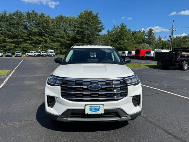 New 2026 Star White Metallic Tri-Coat Ford Active image 9