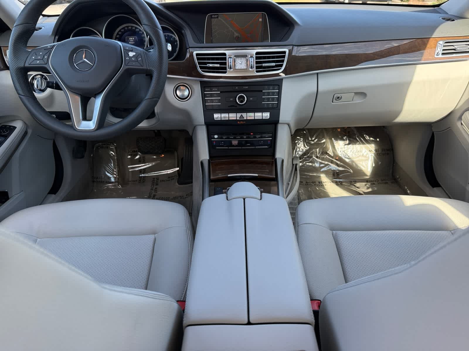 Used 2016 Steel Grey Metallic Mercedes-Benz E 350 Luxury image 12