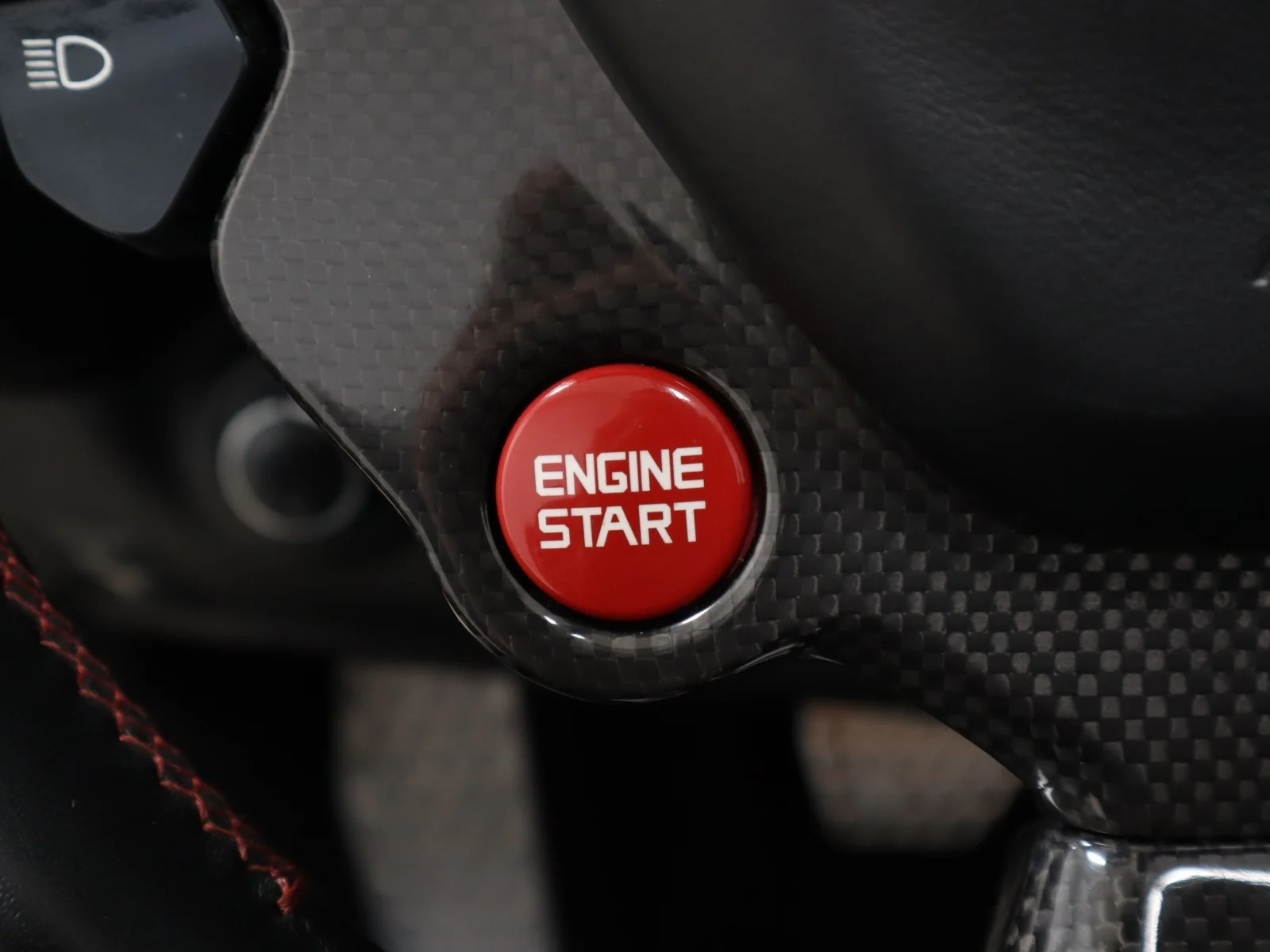 2016 Ferrari California T Base - Photo 29
