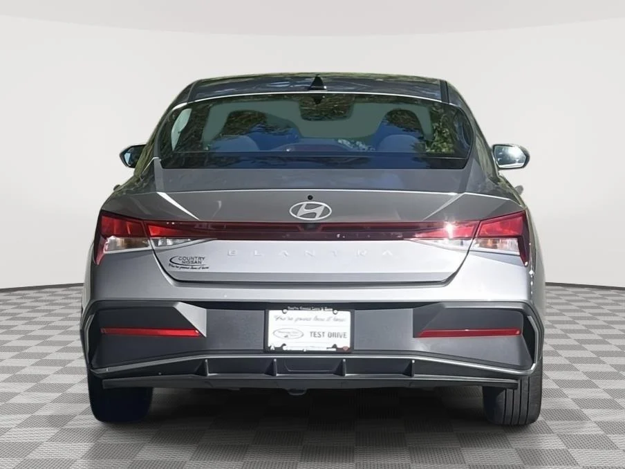 Used 2024 Fluid Metal Hyundai SEL image 6
