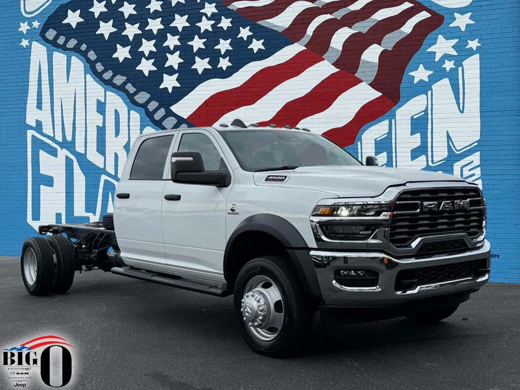 2026 RAM 4500 Tradesman 4X4 Crew Cab DRW 197" WB's photo