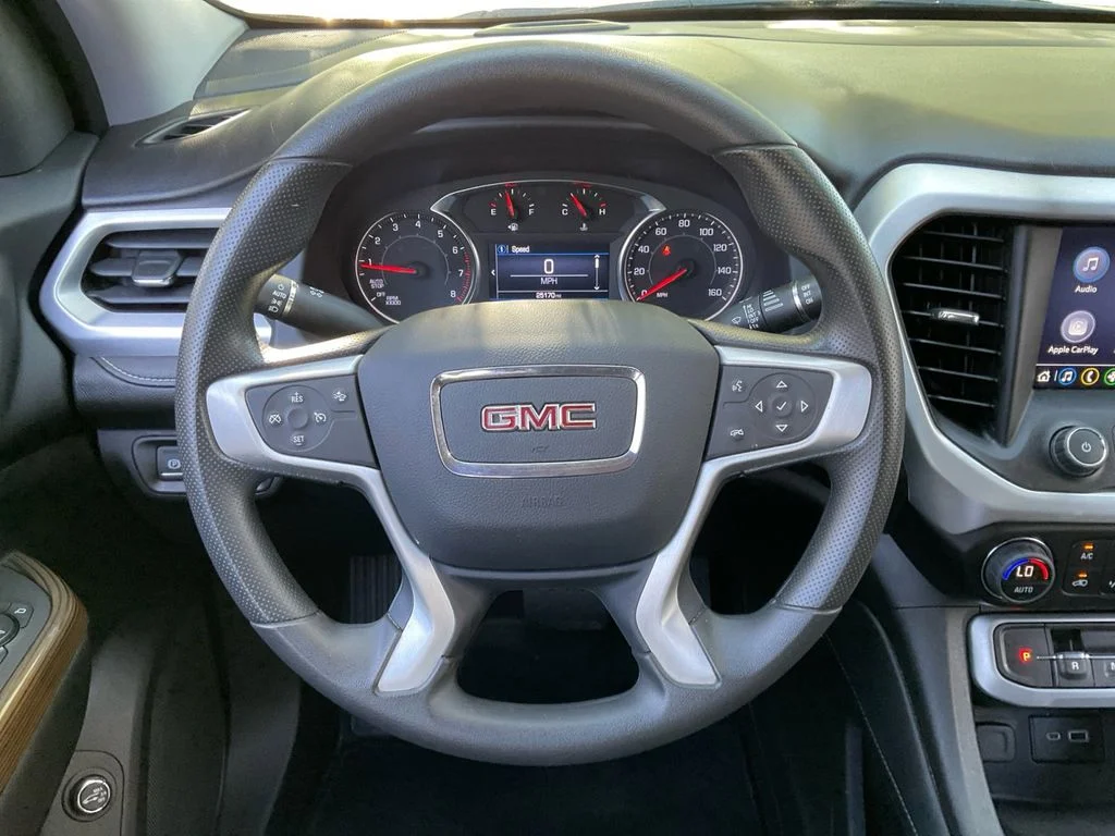 Used 2023 Red GMC SLE image 17