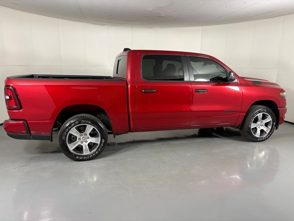 New 2026 Molten Red Pearl-Coat Exterior Paint RAM Express image 9