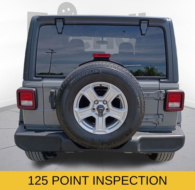 Used 2020 Gray Jeep Sport S image 6