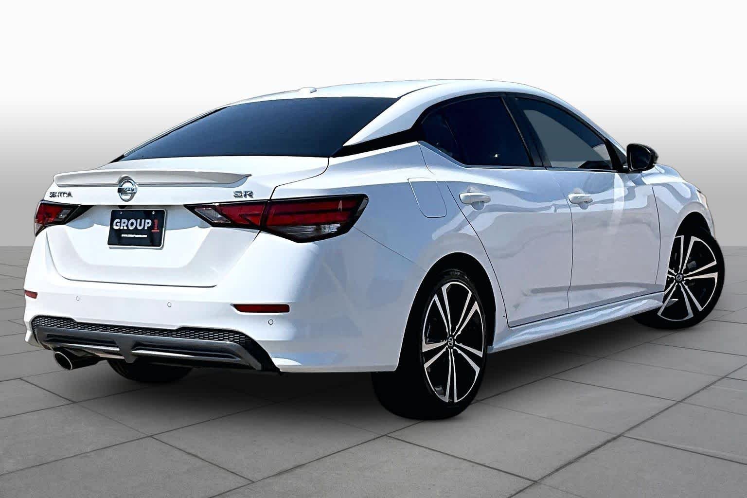 Used 2023 Aspen White Tricoat Nissan SR image 13