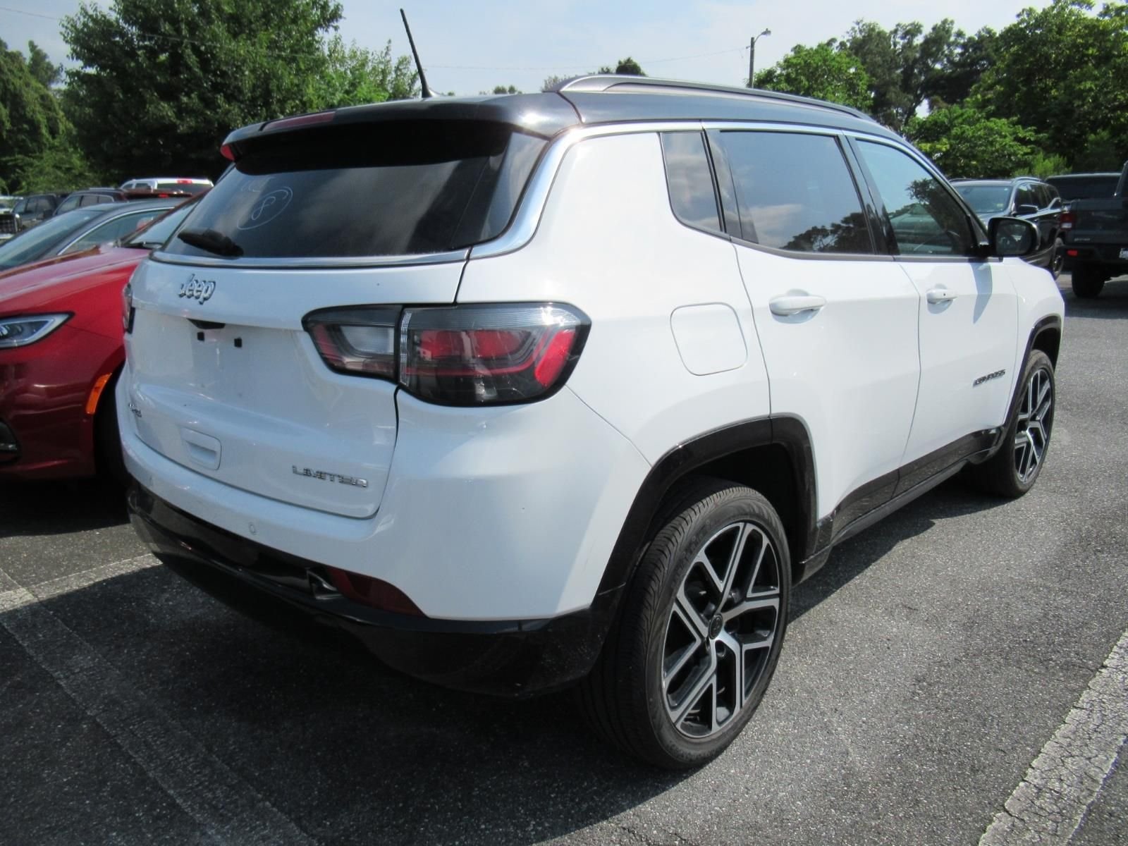 Certified Used 2025 White Jeep Limited image 4