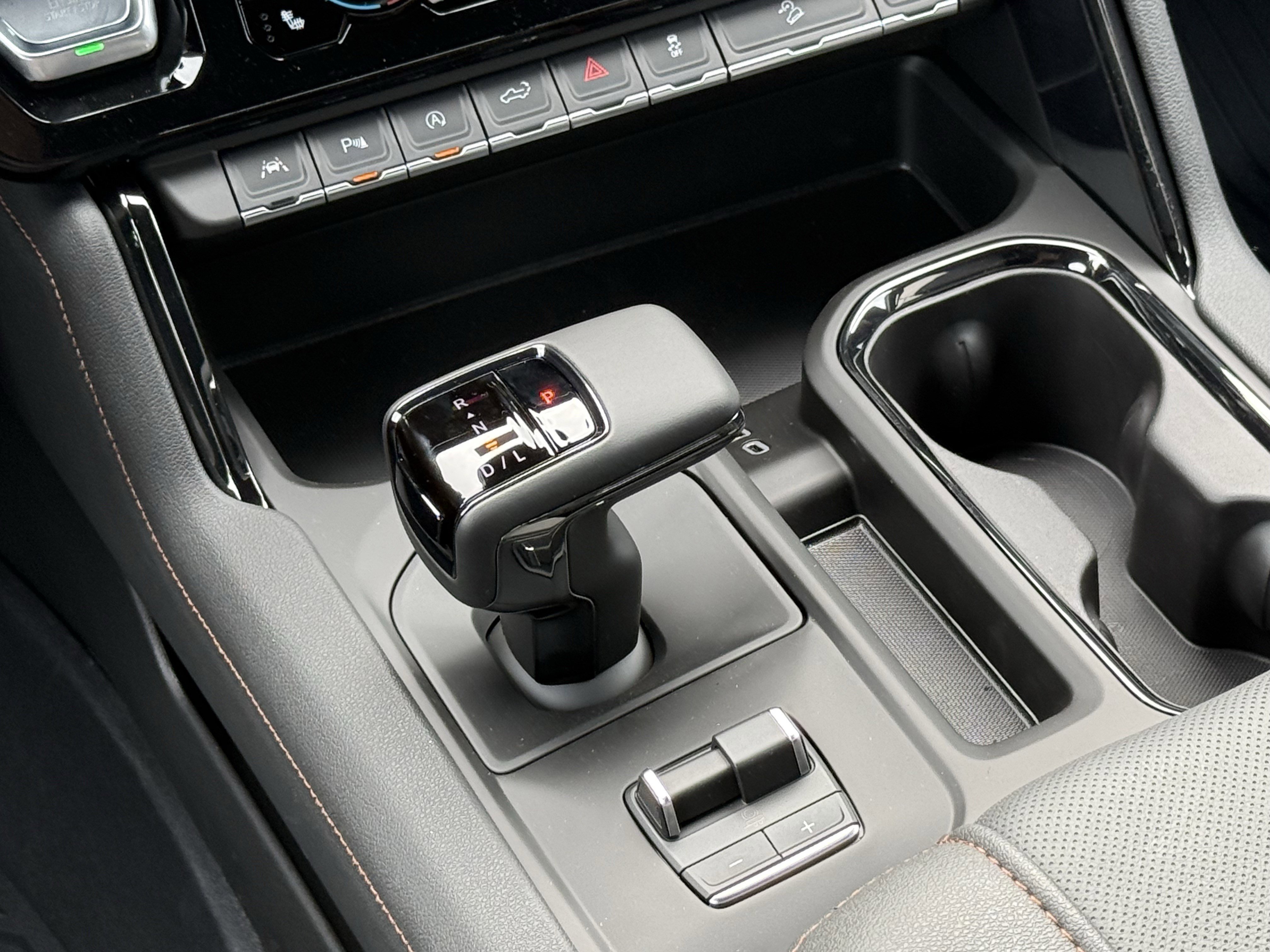 2026 GMC Sierra 1500 AT4 - Photo 14