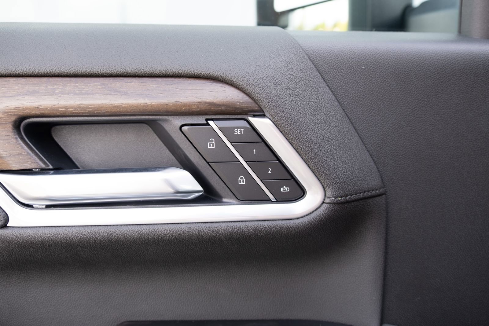 2026 Chevrolet Silverado 3500HD High Country - Photo 18