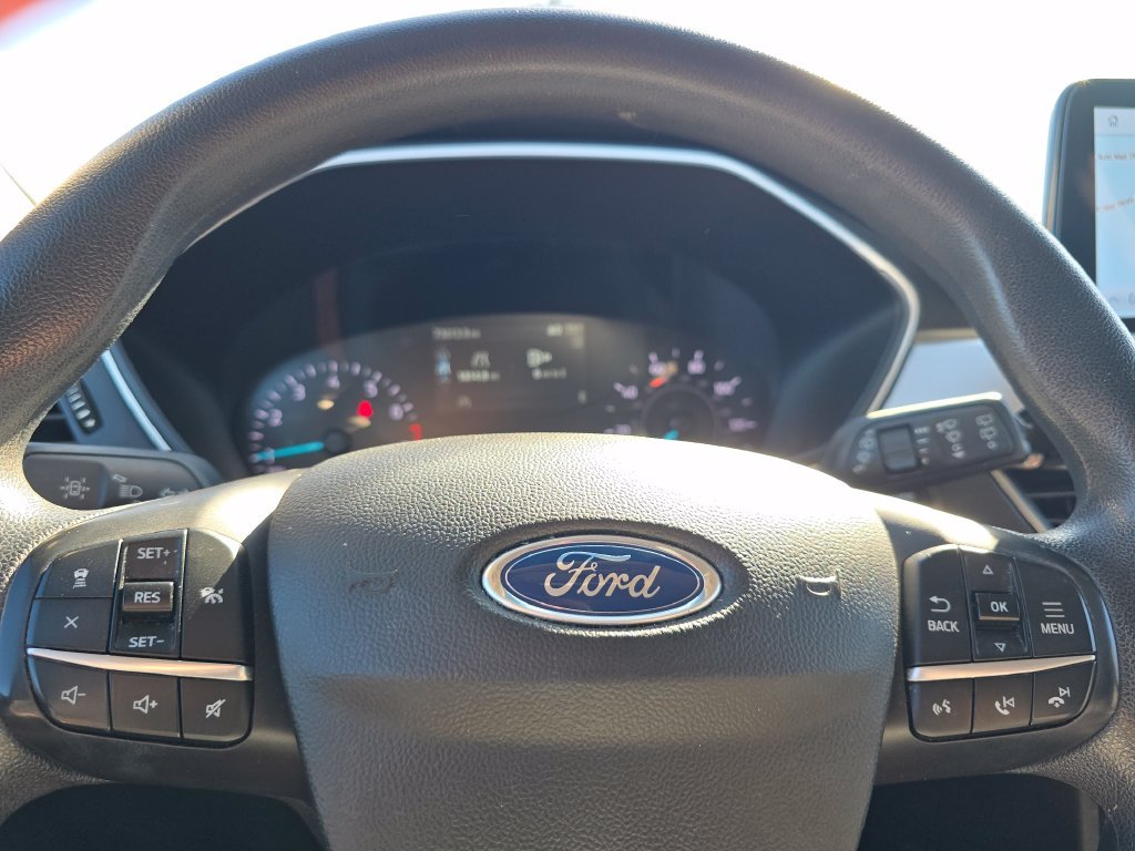 Used 2020 Blue Ford SE image 22