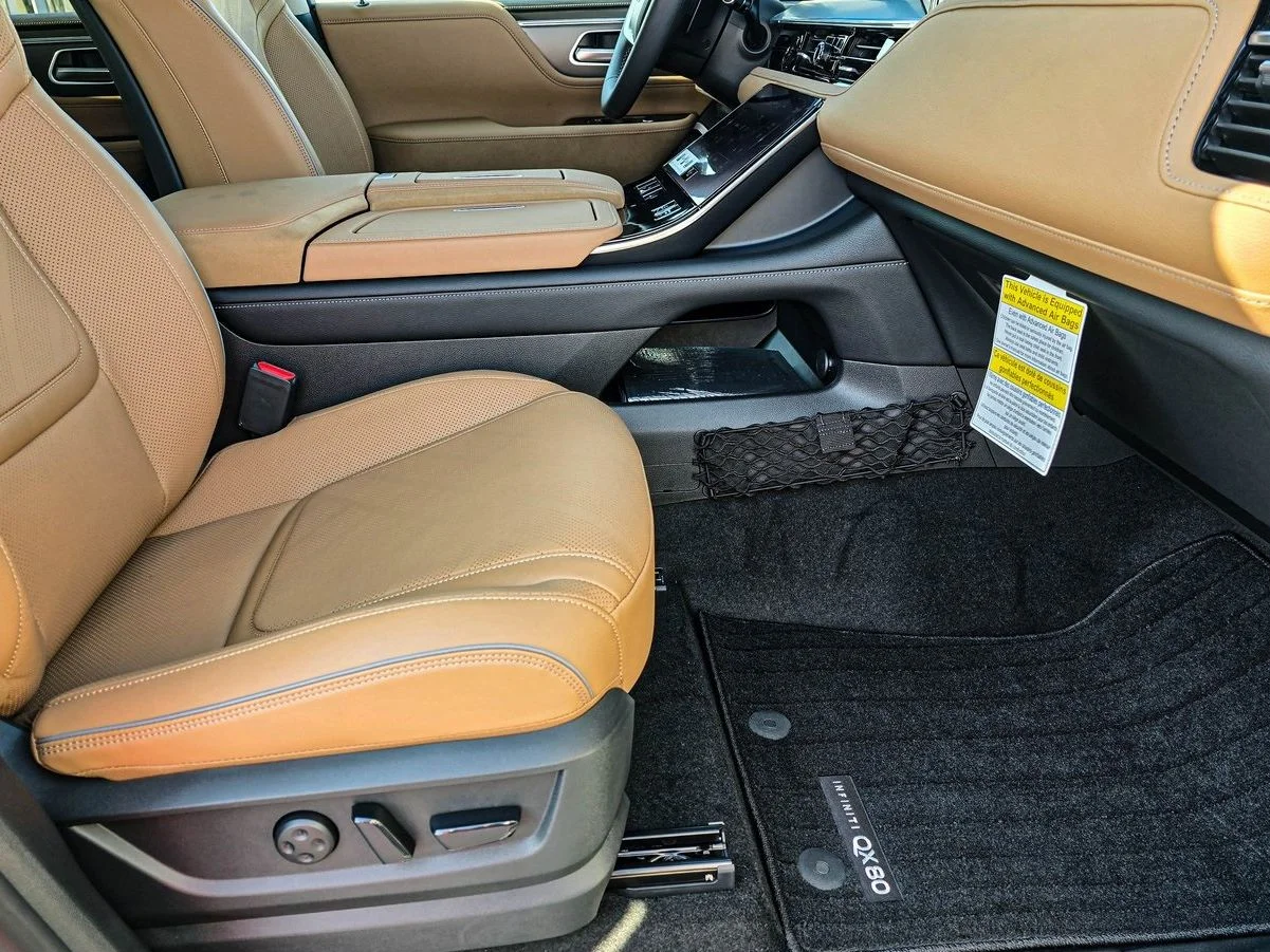 New 2026 RADIANT WHITE INFINITI Luxe 4WD image 43