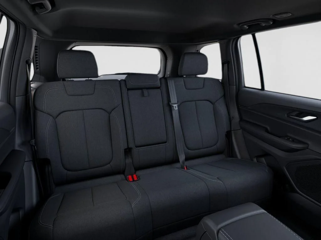 New 2025 Gray Jeep Laredo X image 15