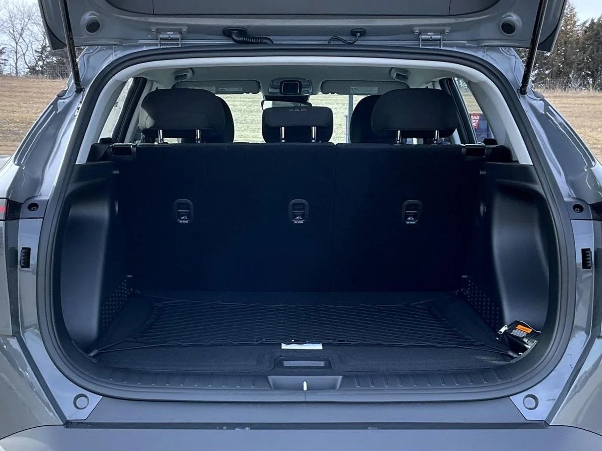 New 2026 Gray Hyundai SE image 9
