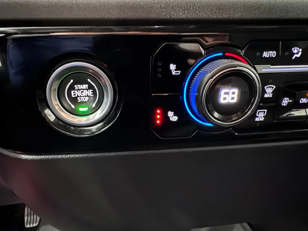 2023 Chevrolet Silverado 1500 LT - Photo 23