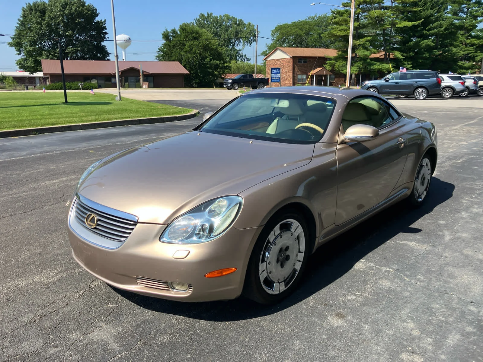 Used 2004 Egyptian Sand Pearl Lexus  image 4