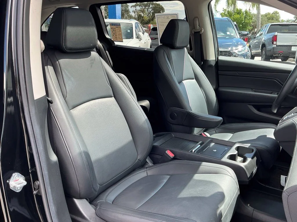 Used 2025  Honda EX-L image 20