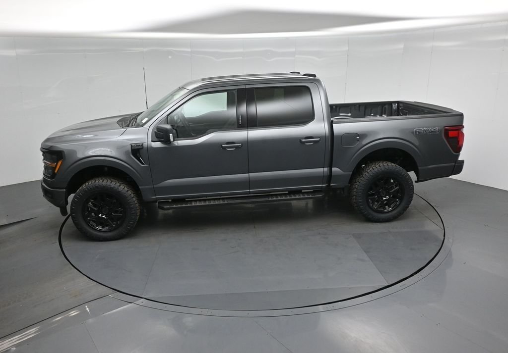New 2026 Carbonized Gray Metallic Ford XLT image 42