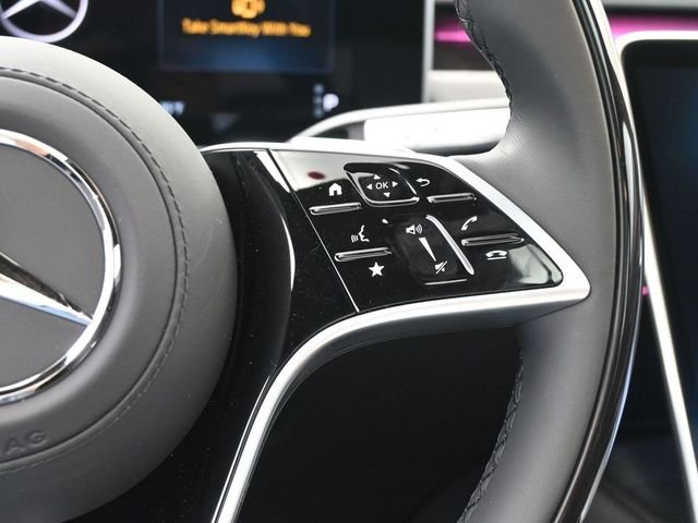 Used 2025 Black Mercedes-Benz S 580 image 23