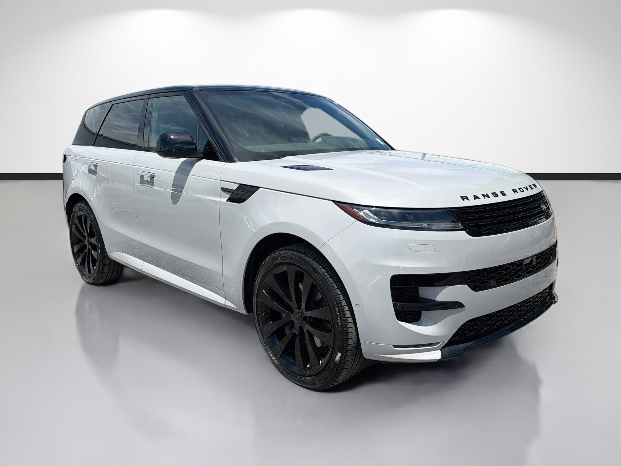 New 2027 Borasco Grey LAND ROVER  image 7