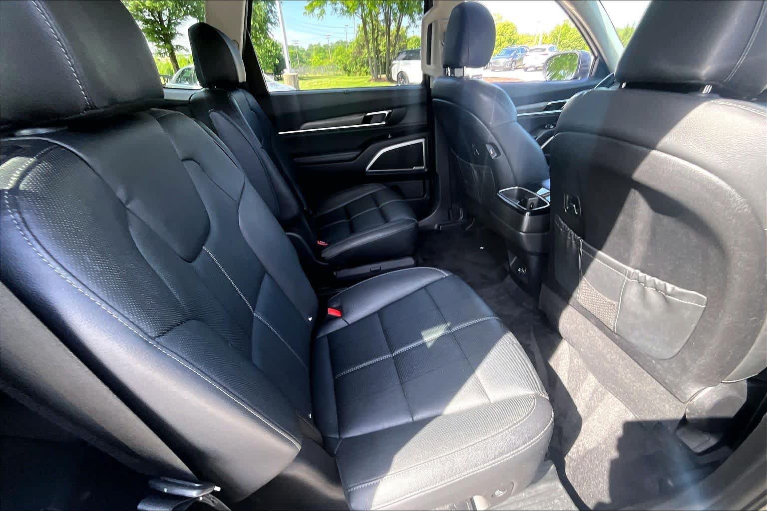 Used 2021 Gravity Grey Kia EX image 36