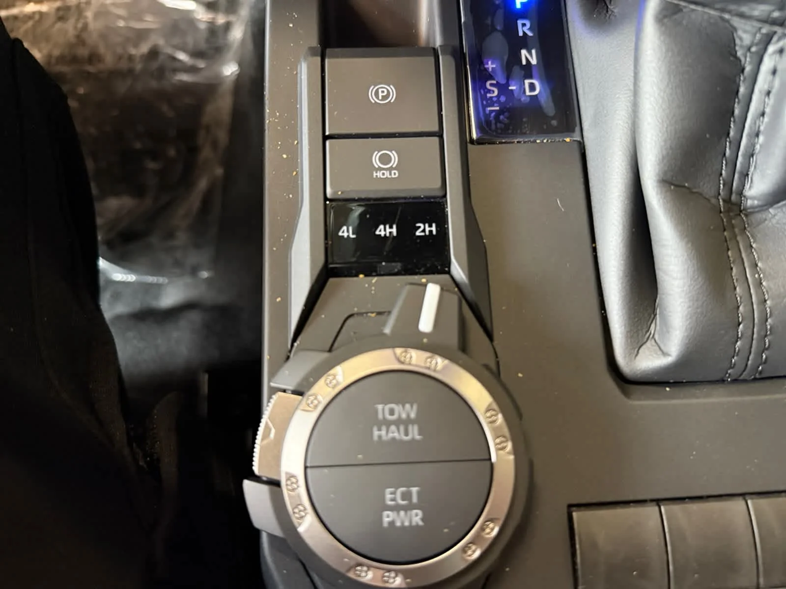 2026 Toyota Tacoma SR5 - Photo 12