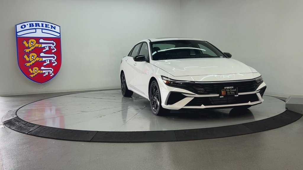 Used 2026 White Hyundai SEL Sport image 9