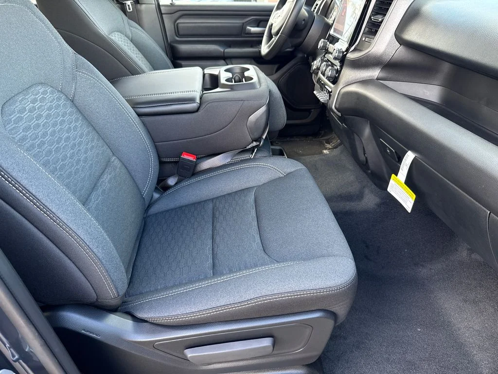 2026 RAM 1500 Warlock - Photo 11