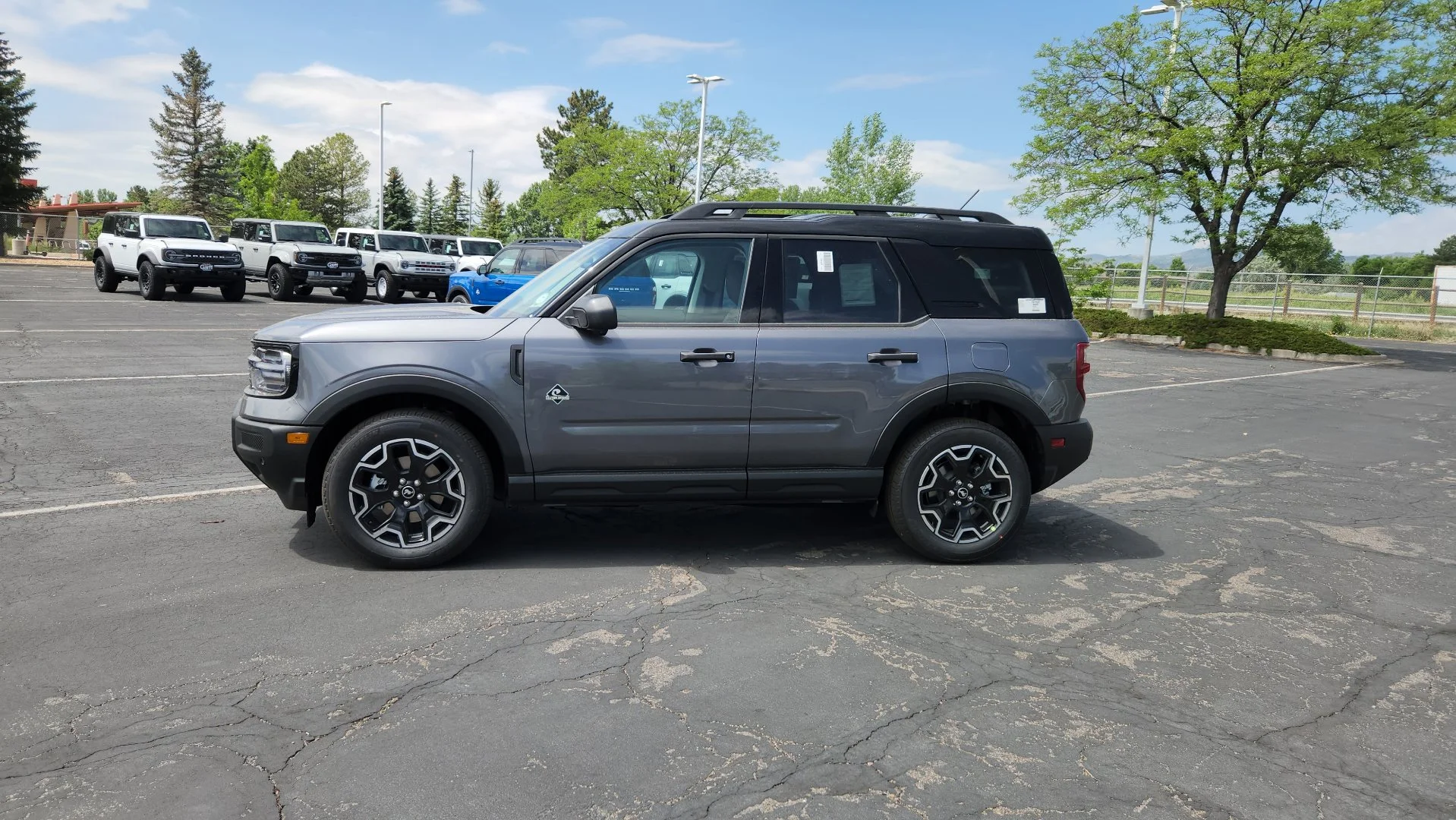 New 2026 Carbonized Gray Metallic Ford Outer Banks image 4
