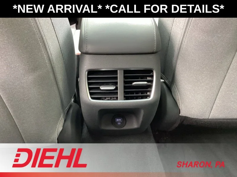 Used 2021 Silver Hyundai SEL image 18