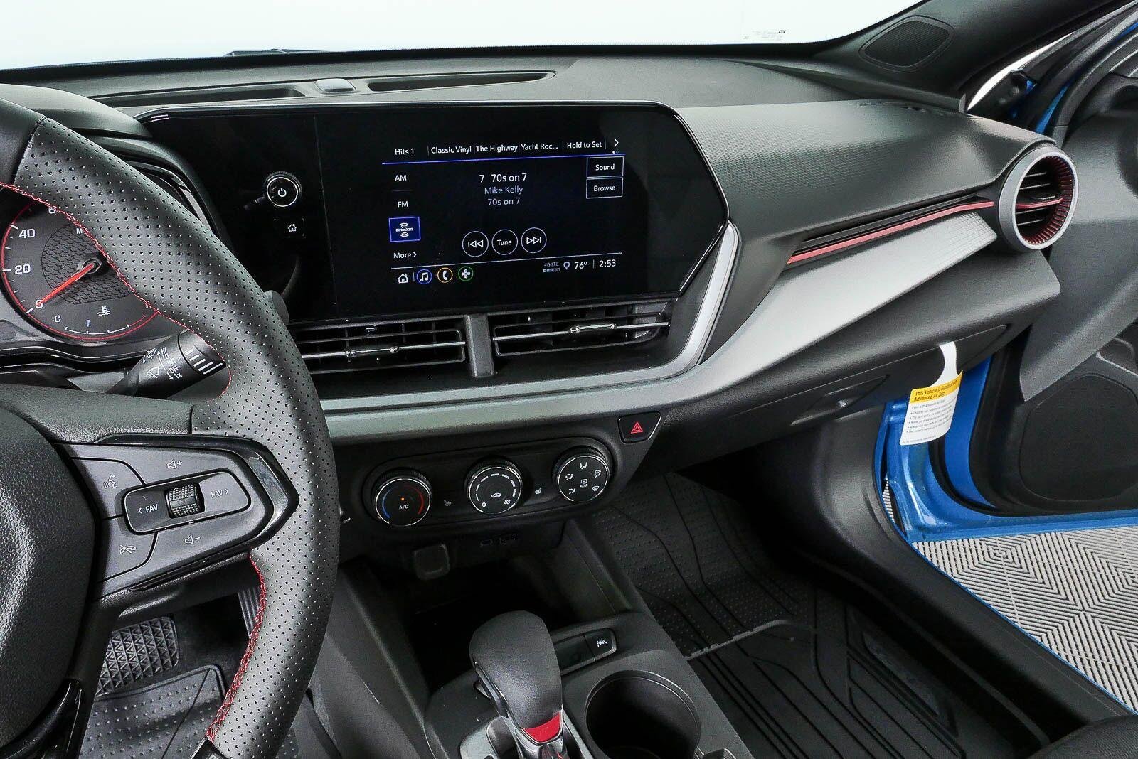 2026 Chevrolet Trax RS - Photo 12