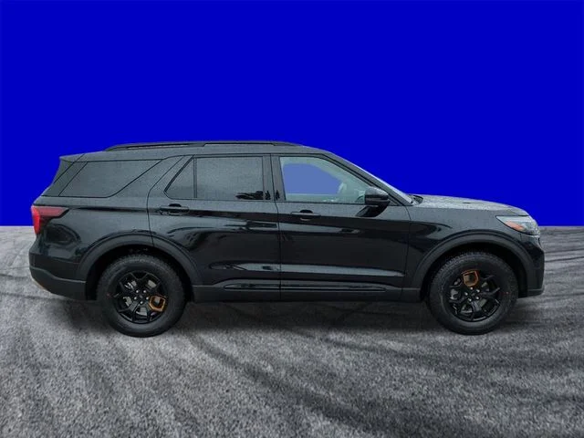 New 2026 Agate Black Metallic Ford Tremor® image 3