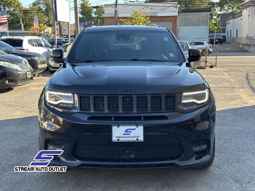 2020 Jeep Grand Cherokee SRT8 photo 2